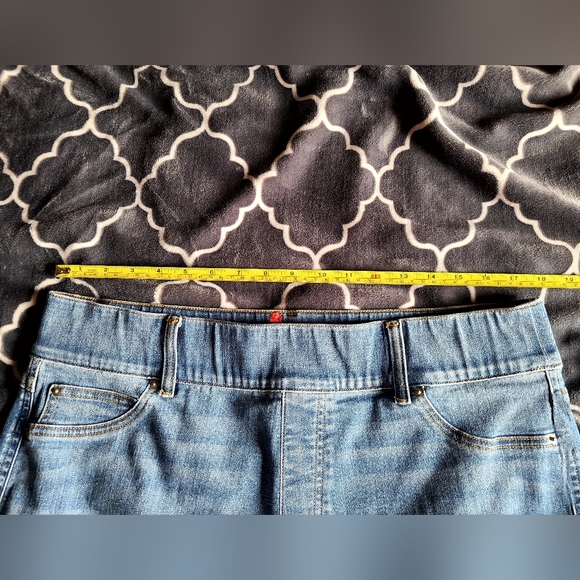 SPANX Pull-on High Waist Wide Leg Denim Jeans 💙❤️ - Picture 9 of 15